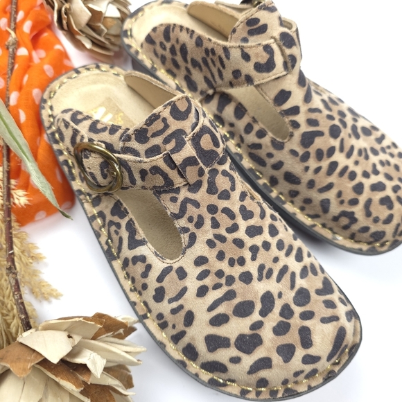 Alegria Shoes - Alegria Leopard Print Women Clog Mule Nursing Shoes Sz 36